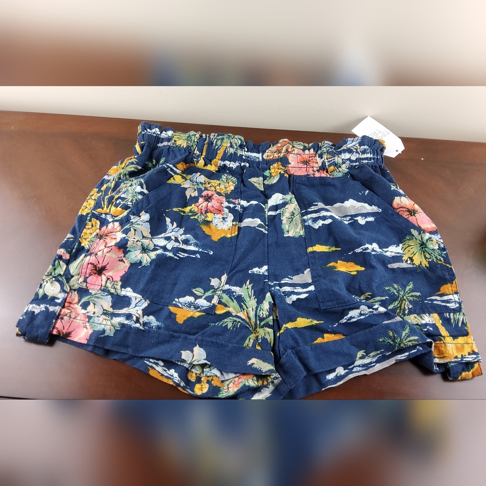 Time and True Floral Print Women's Shorts